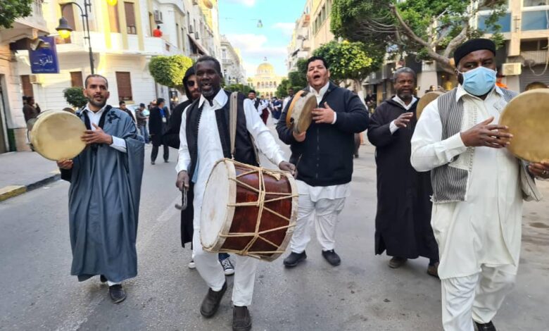 احتفالات الذكرى العاشرة لثورة فبراير